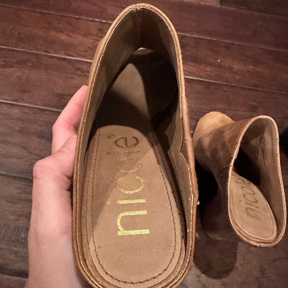 Women’s Nicole Loopey Sandals - Picture 5 of 8